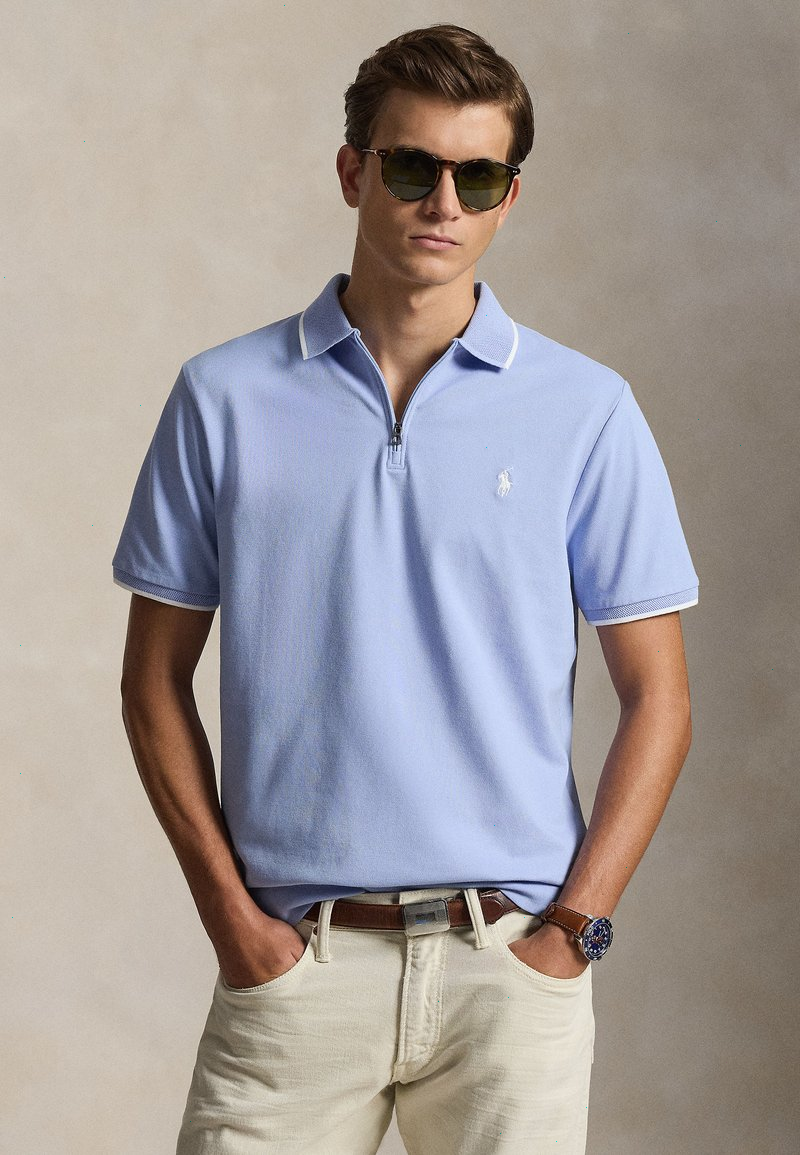 T-shirts & Polos